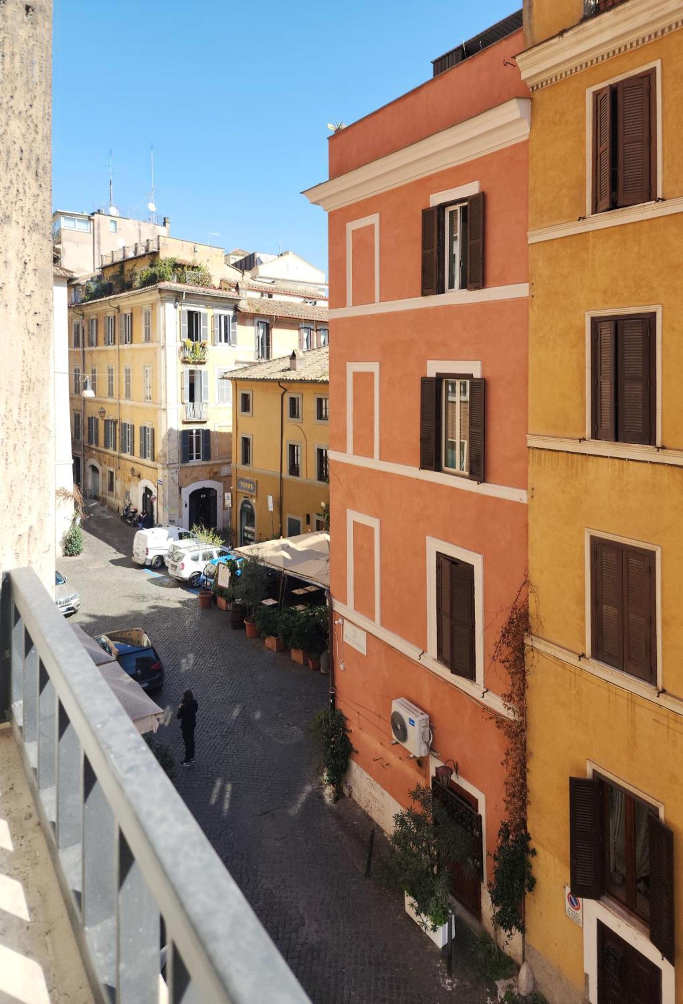 Prisma * Rome